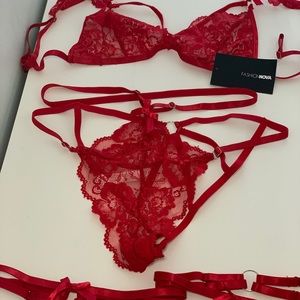 Two piece lingerie set